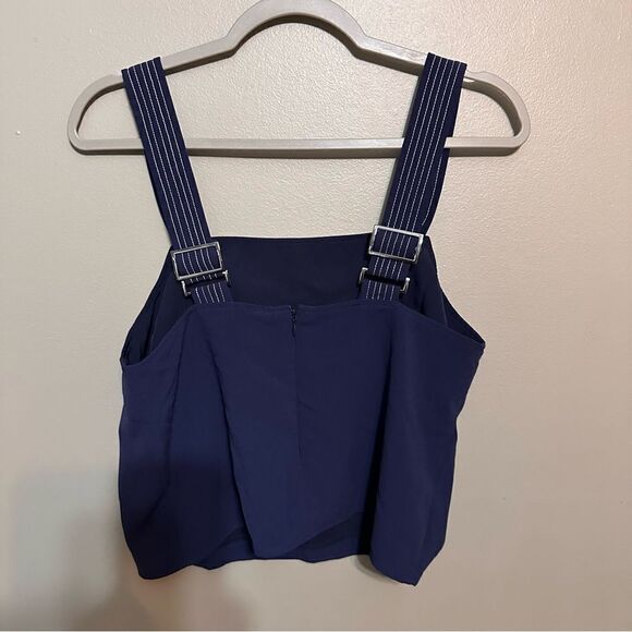 Guess navy top size medium - Picture 2 of 5